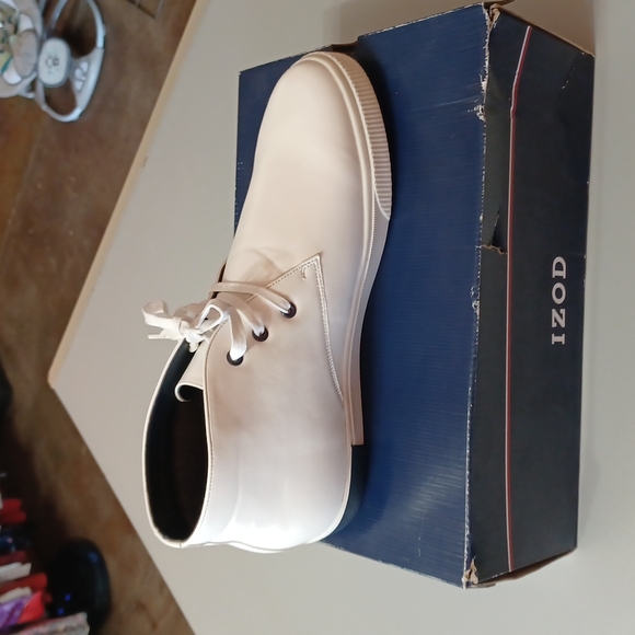 IZOD IAN SHOES - Picture 2 of 6